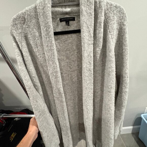 Banana Republic Long Sleeve Cardigan Sweater - Picture 1 of 4